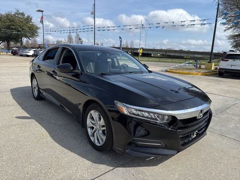 Used 2018 Honda Accord LX image 8