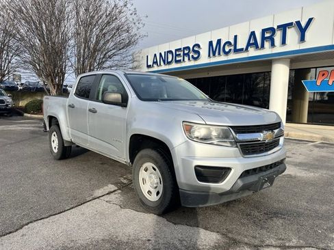 Used 2015 Chevrolet Colorado W/T w/ WT Convenience Package image 2