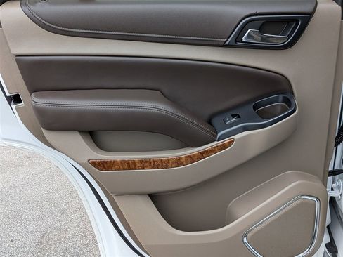 Used 2016 Chevrolet Tahoe LTZ image 27