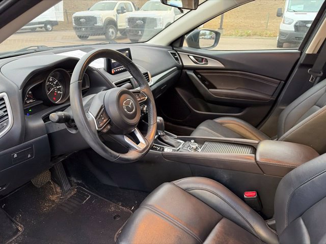 Used 2018 MAZDA MAZDA3 Touring FWD image 14