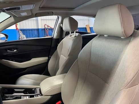 Used 2024 Honda Accord EX image 23