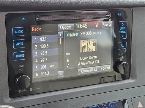 Used 2015 Toyota Sienna XLE Premium image 29