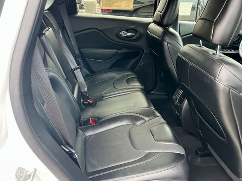 Certified 2023 Jeep Cherokee Altitude Lux image 17