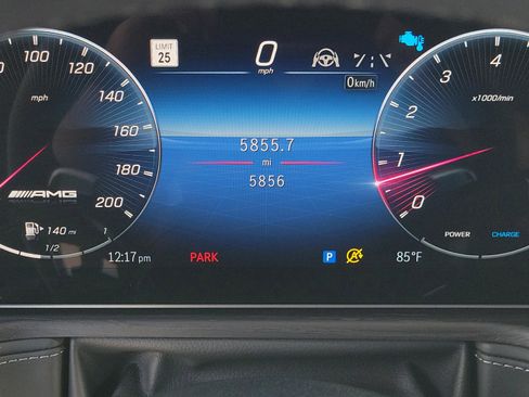 Used 2025 Mercedes-Benz G 63 AMG 4MATIC image 25