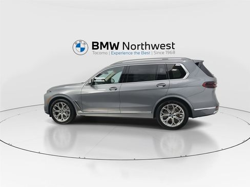New 2026 BMW X7 xDrive40i w/ Premium Package image 11