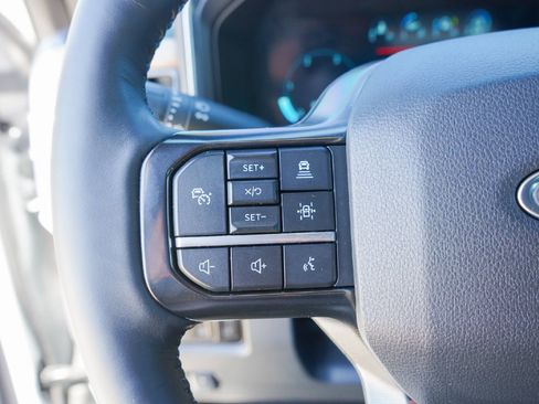 Used 2026 Ford F250 Platinum w/ Tremor Off-Road Package image 11