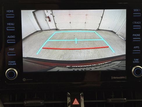 Used 2022 Toyota Corolla Cross LE w/ Moonroof Package FWD image 16