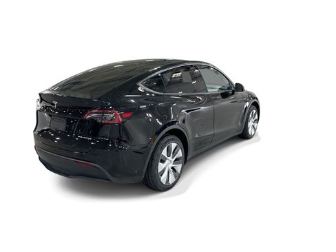 Certified 2023 Tesla Model Y Long Range AWD/4WD image 6