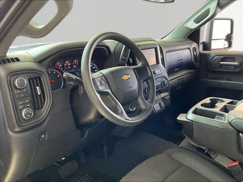 Used 2025 Chevrolet Silverado 2500 Custom w/ Custom Value Package AWD/4WD image 12