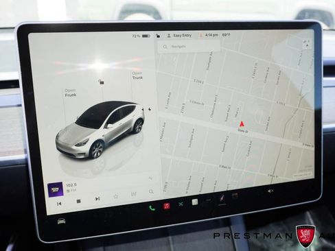 Used 2024 Tesla Model Y 2WD image 4