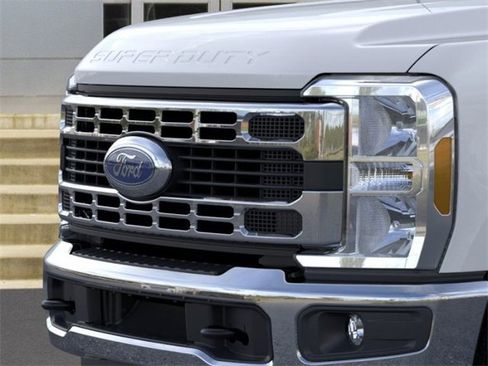 New 2026 Ford F350 XLT image 17