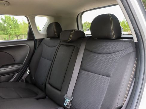 Used 2015 Kia Soul + image 16