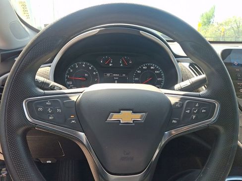 Used 2024 Chevrolet Malibu LT FWD image 18