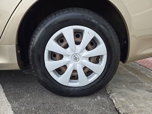 Used 2009 Toyota Corolla LE image 8