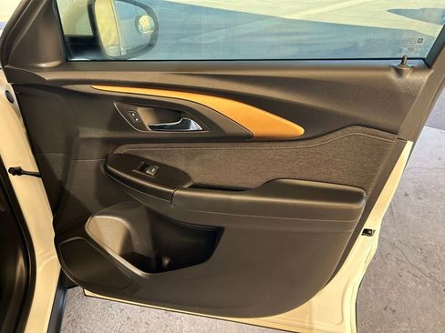 Used 2023 Chevrolet TrailBlazer ACTIV image 13