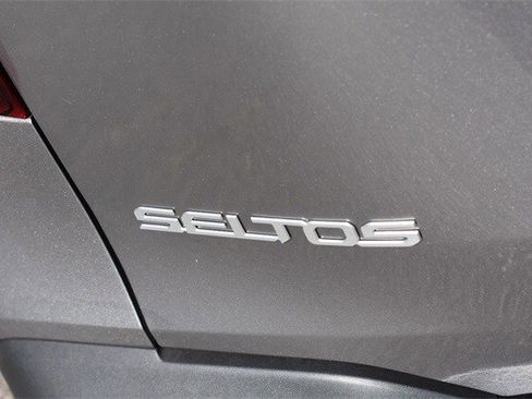 New 2026 Kia Seltos S image 15