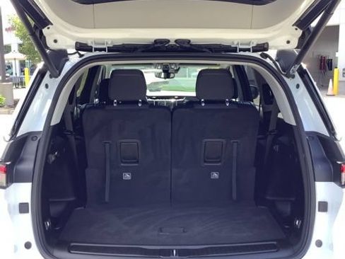 Certified 2023 Jeep Grand Cherokee L Laredo w/ Luxury Tech Group I AWD/4WD image 20