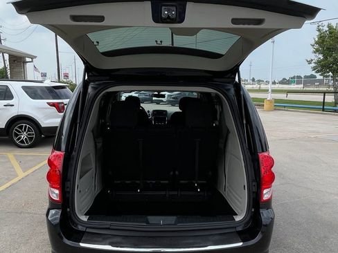 Used 2013 Dodge Grand Caravan SE FWD image 10