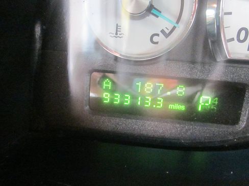 Used 2004 Ford Thunderbird RWD image 28