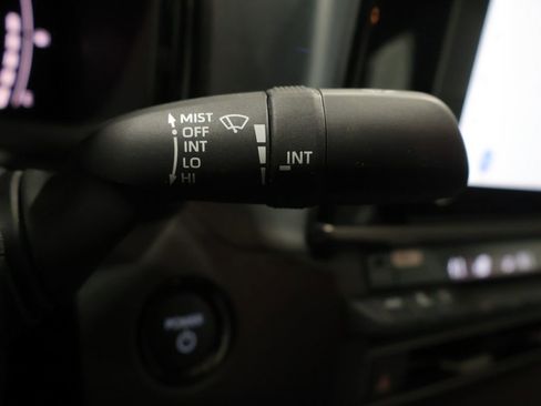 Used 2026 Toyota Camry SE image 36