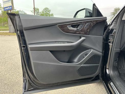 Used 2021 Audi Q8 Premium Plus w/ Premium Plus Package AWD/4WD image 8