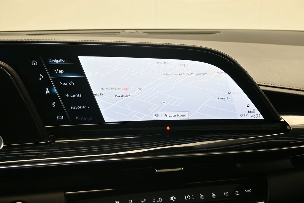 Used 2022 Cadillac Escalade Sport w/ Touring Package AWD/4WD image 18