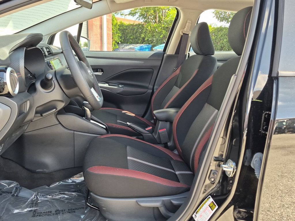 Certified 2025 Nissan Versa SR w/ Trunk Package FWD image 15