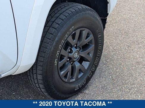 Used 2020 Toyota Tacoma SR5 image 12