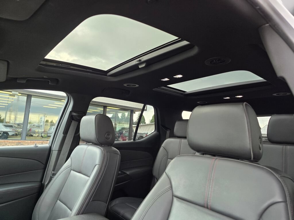 Used 2022 Chevrolet Traverse RS AWD/4WD image 25