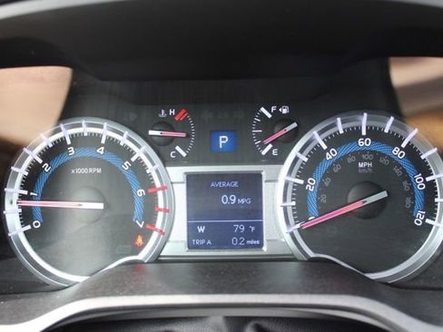 Used 2016 Toyota 4Runner SR5 Premium AWD/4WD image 34