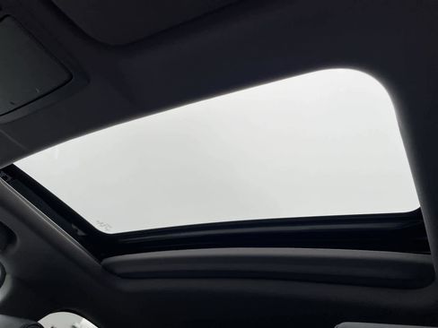 Used 2022 Honda CR-V Touring image 14