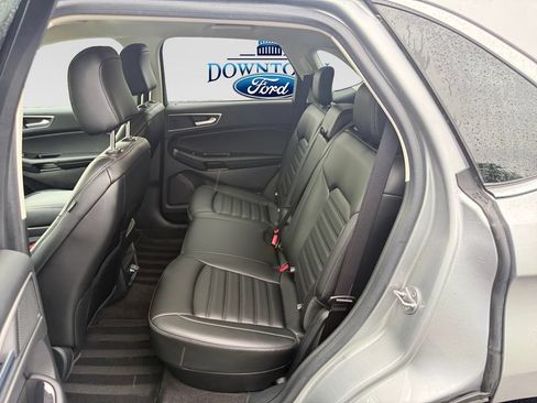Used 2020 Ford Edge SEL FWD image 27