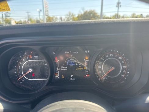 New 2026 Jeep Gladiator Mojave w/ Steel Bumper Group image 19