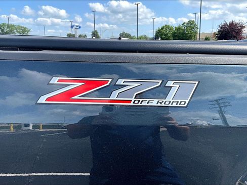 Used 2018 Chevrolet Colorado Z71 AWD/4WD image 8