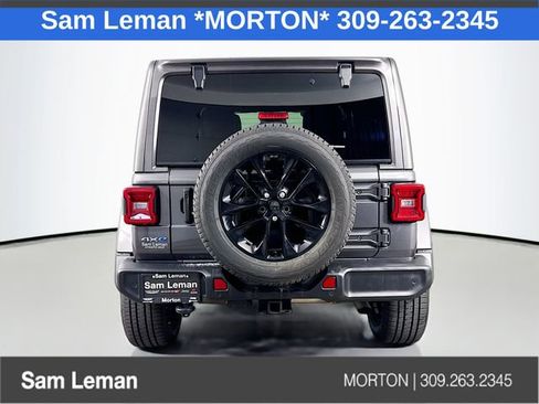 Used 2021 Jeep Wrangler Unlimited Sahara w/ Cold Weather Group image 6