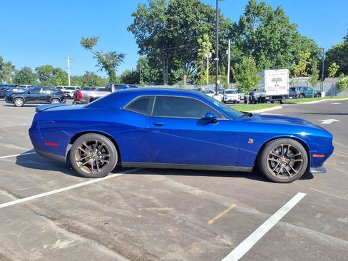 Used 2021 Dodge Challenger R/T Scat Pack w/ Dynamics Package RWD image 2