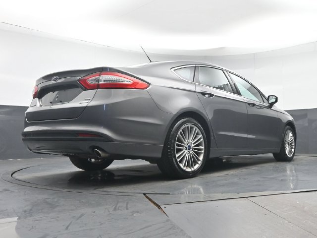 Used 2014 Ford Fusion SE w/ Equipment Group 202A FWD image 26