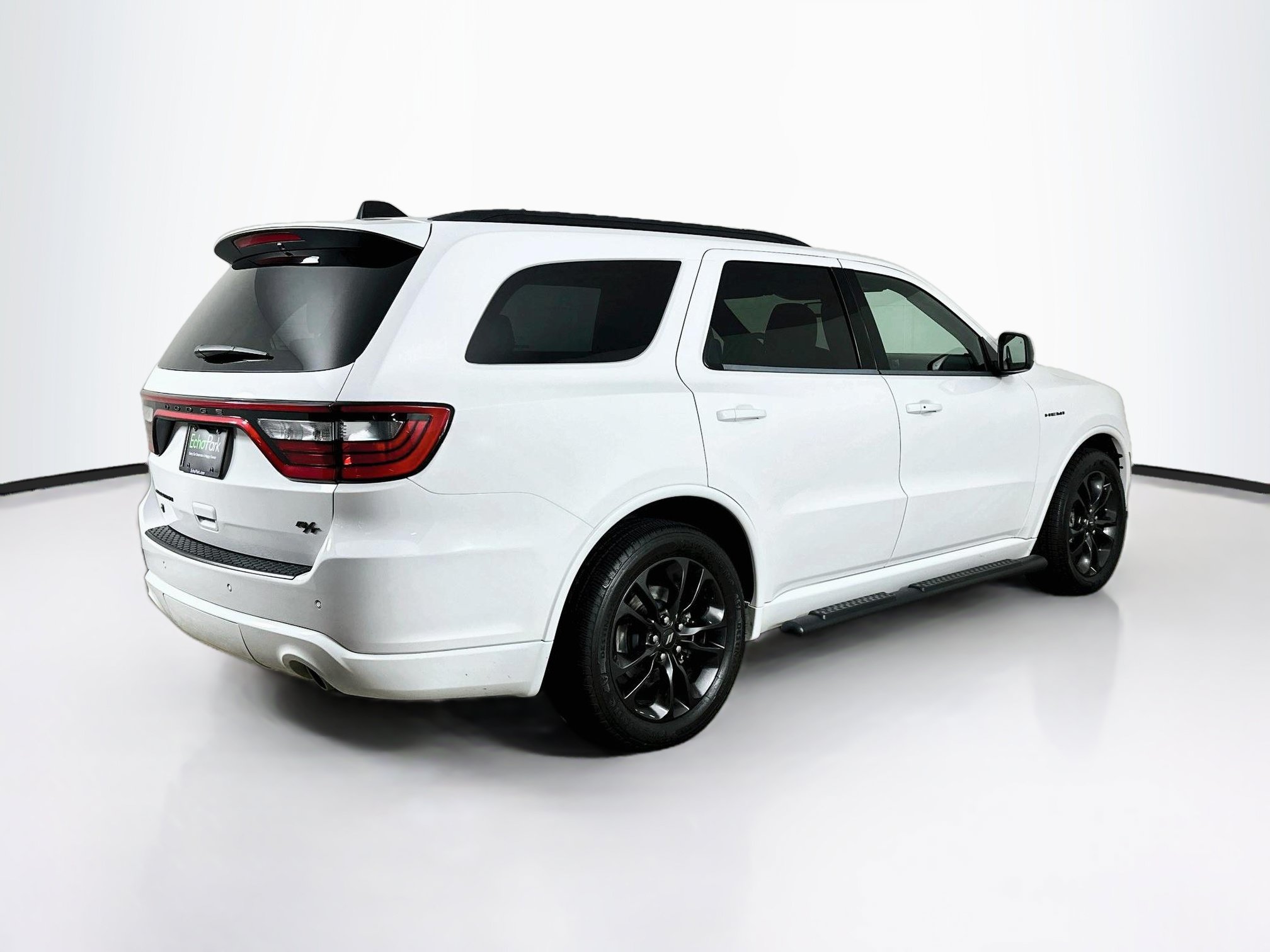Used 2023 Dodge Durango R/T w/ Hemi Orange Plus Package AWD/4WD image 9