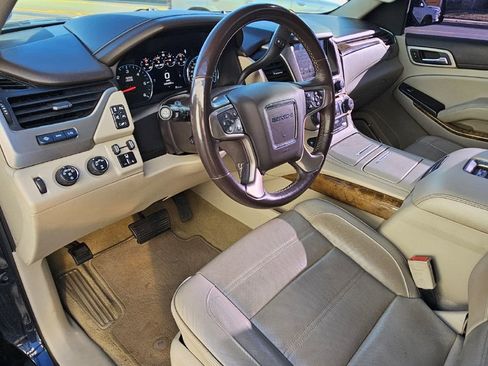 Used 2017 GMC Yukon Denali w/ Open Road Package image 10