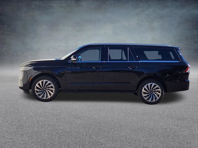 New 2027 Lincoln Navigator L Black Label AWD/4WD image 4