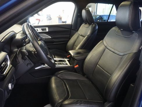 Used 2020 Ford Explorer ST w/ Premium Technology Package image 20