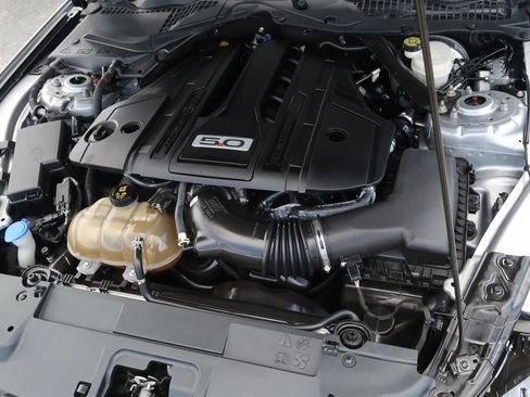 Used 2020 Ford Mustang GT Premium w/ Equipment Group 401A RWD image 37