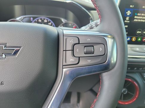 Used 2025 Chevrolet Blazer RS FWD image 26