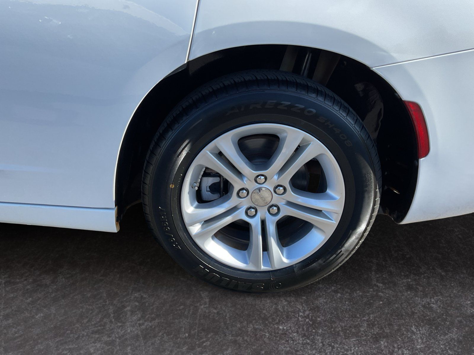 Used 2022 Dodge Charger SXT RWD image 9