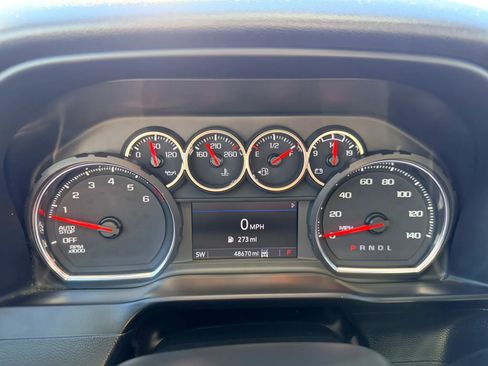 Used 2021 Chevrolet Silverado 1500 Custom Trail Boss w/ Safety Confidence Package AWD/4WD image 17