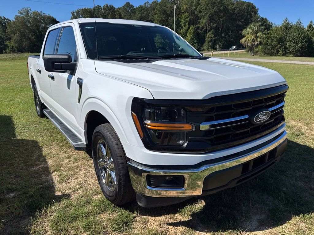 Used 2025 Ford F150 XLT w/ Equipment Group 301A Standard RWD image 4