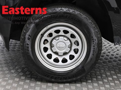 Used 2023 Chevrolet Colorado W/T RWD image 29