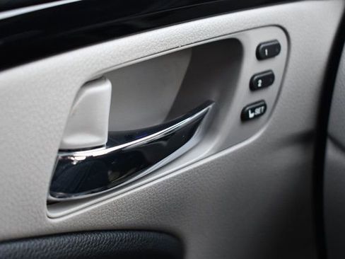 Used 2019 Honda Pilot Touring image 14