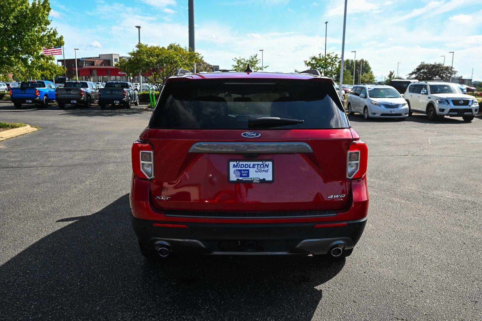 Certified 2024 Ford Explorer XLT AWD/4WD image 6