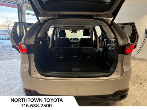 Used 2024 MAZDA CX-90 3.3 Turbo w/ Preferred Plus image 22